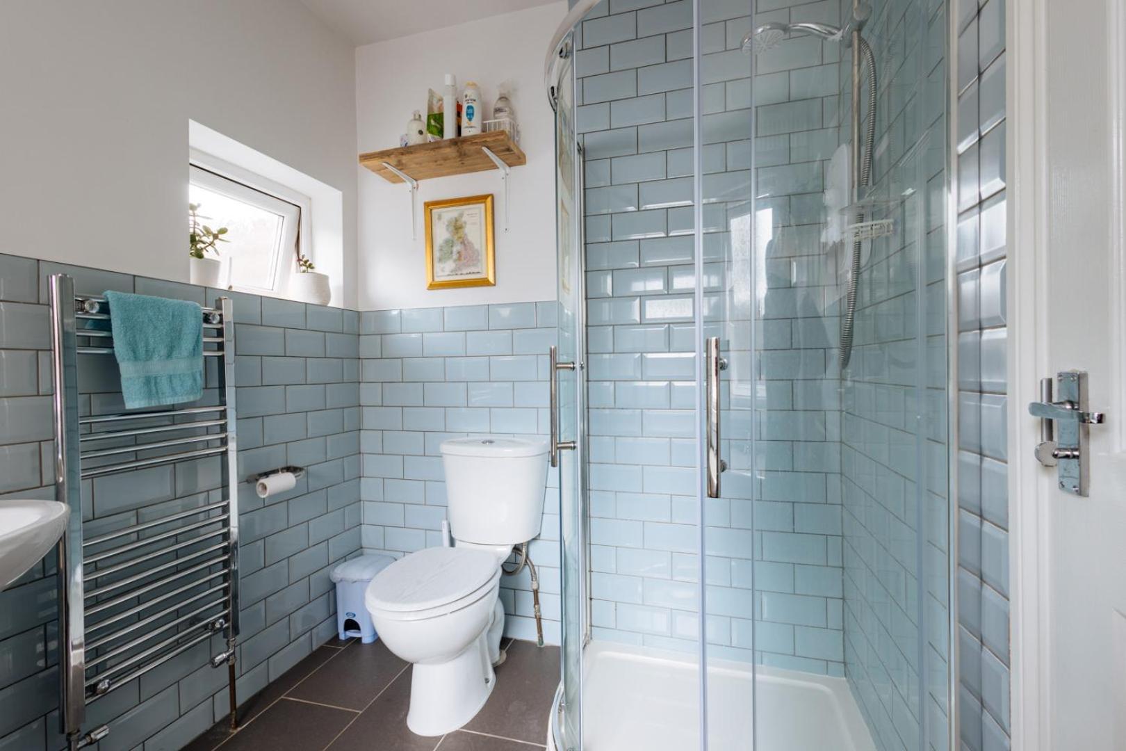 Unique Private Apartment W/ Easy Access To Central Лондон Экстерьер фото